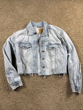 GAP | Cropped Light Blue Frayed-Hem Denim Jacket | M